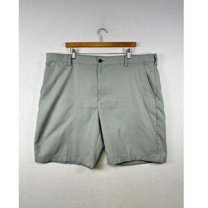 IZOD GOLF Mens‎ Gray Polyester Shorts Size 42 Flat Front Casual Performance
